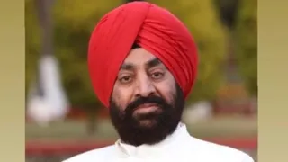 राज्यपाल लेफ्टिनेंट जनरल गुरमीत सिंह (सेनि)।