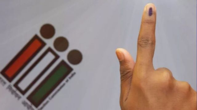 हाथरस में 2027 विधानसभा चुनाव की तैयारी: तीन विधानसभा में चार मतदान केंद्र बढ़े, 23 बूथ घटे