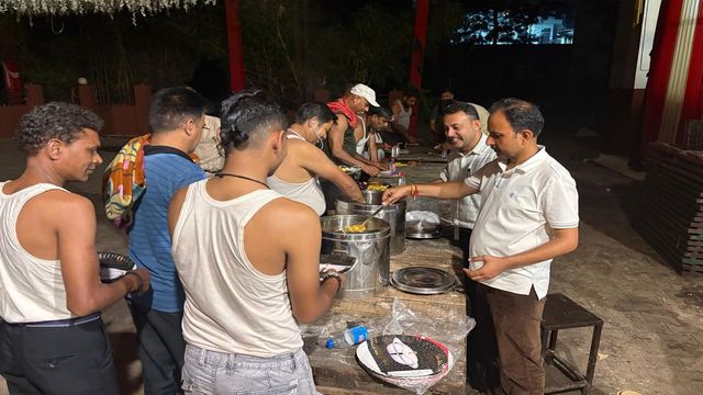अमरनाथ यात्रियों के लिए राहत, दोपहर 1 बजे बाद ऊधमपुर से आगे जाने पर रोक, 30+ आवास केंद्र बने श्रद्धालुओं का सहारा
