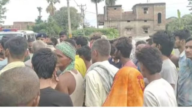 मुजफ्फरपुर में विवाहिता का शव कब्र से निकलवाकर पोस्टमार्टम के लिए भेजा, रिपोर्ट से खुलेगा राज
