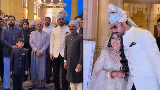 शैलेश लोढ़ा की बेटी की शादी में शामिल हुए विक्की कौशल/ फोटो- Instagram