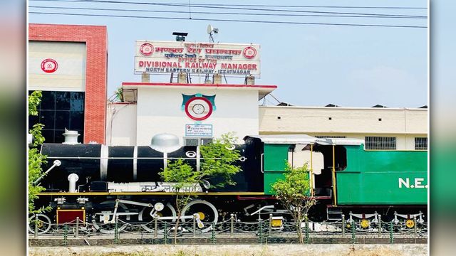 यूपी-उत्तराखंड के रेल यात्रियों की मौज! 17 स्टेशनों का कायाकल्प, कटरा-मुंबई समेत इन रूटों पर नई ट्रेनें जल्द