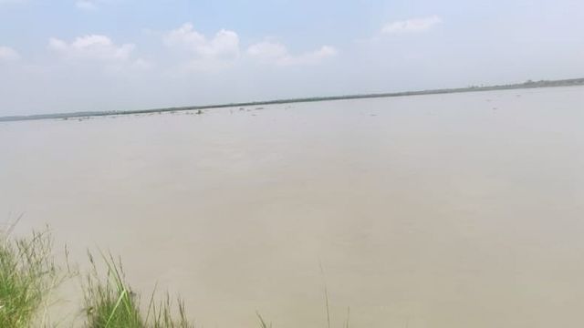 बिजनौर में अचानक बढ़ गया गंगा का जलस्तर, बाढ़ चौकियां अलर्ट मोड पर... हालात पर लगातार रखी जा रही नजर

