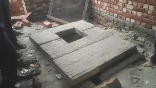 इसी सेप्टिक टैंक में डूबकर हुई मासूम की मौत। जागरण