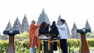 प्रंबानन मंदिर के पुनर्निर्माण में मदद करेगा भारत।