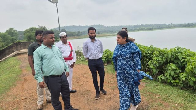 पाकुड़ के पर्यटन स्थलों की बदलेगी सूरत: दुर्गापुर डैम में मिलेगी बोटिंग सुविधा, सेल्फी पवाइंट बनाने की तैयारी
