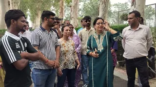 अमरनाथ श्रद्धालुओं ने सुचेतगढ़ सीमा पर जवानों के साथ बिताए यादगार पल।