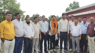 सात साल तक निभाई लिपिक की जिम्मेदारी