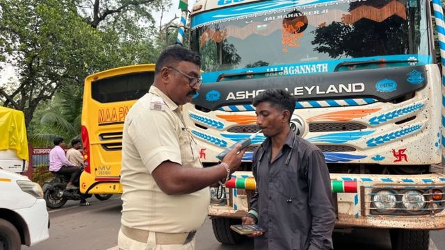 सरायकेला: नशे में ड्राइविंग पर पुलिस की सख्ती, ब्रेथ एनालाइजर से ड्राइवरों की होगी जांच
