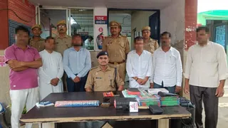 प्रार्थना सभा की आड़ में मतांतरण का प्रयास, चंदौली में छह आरोपित पकड़े गए।