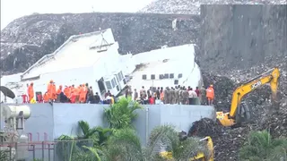 महाराष्ट्र: पिंपरी चिंचवड़ के मोशी इलाके में इमारत ढही (फोटो- एएनआई)