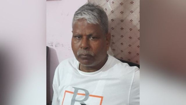 जौनपुर में 10 हजार रुपये रिश्वत लेते दारोगा रंगे हाथ गिरफ्तार, एंटी करप्शन टीम की कार्रवाई
