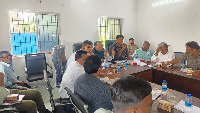 कोडरमा के झुमरीतिलैया में बदलने वाली है तस्वीर! हेल्थ सेंटर, मल्टीप्लेक्स, पार्किंग समेत कई प्रस्ताव पारित