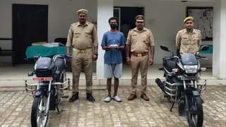 41 मुकदमे वाला शातिर वाहन चोर गिरफ्तार।