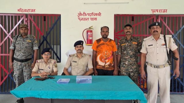 तकिया के नीचे कट्टा रखकर सोने का शौक, पूर्वी चंपारण में वीडियो प्रसारित होने के बाद गिरफ्तार