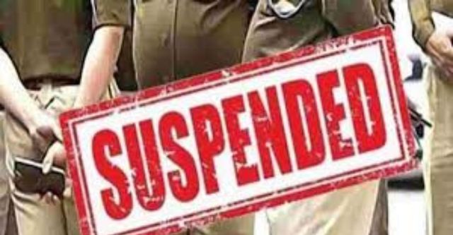 फतेहपुर में शराब ठेका लूट मामले में इंस्पेक्टर और चौकी प्रभारी निलंबित, पुलिस महकमे में खलबली
