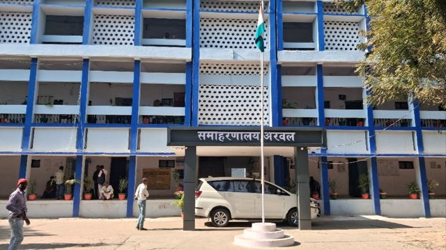 सांप मारने पर कड़ा कानून, लेकिन पकड़ने के लिए अरवल में स्नेक कैचर नहीं; दहशत में जीने को मजबूर ग्रामीण
