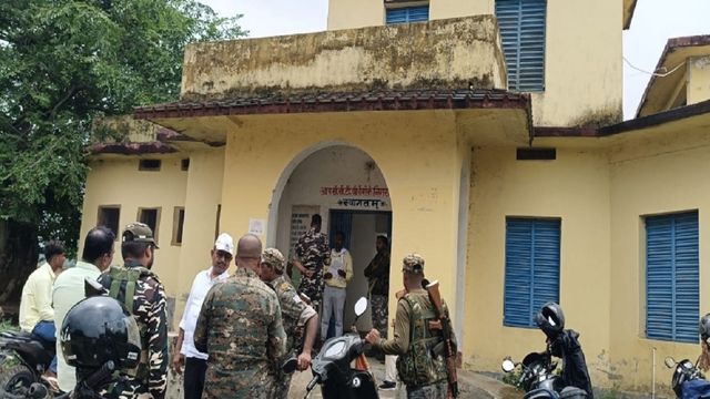 चतरा के बलबल बीआरसी कार्यालय में बड़ी चोरी, लैपटॉप-सीसीटीवी कैमरे समेत जरूरी दस्तावेज गायब

