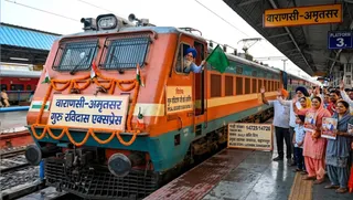 गुरु रविदास एक्सप्रेस: छेहरटा-वाराणसी नई ट्रेन का नंबर समय और ठहराव जानें।
