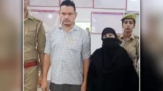 पुलिस की गिरफ्त में आरोपित