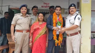 पुलिसकर्मियों ने किया सम्मानित। (जागरण)