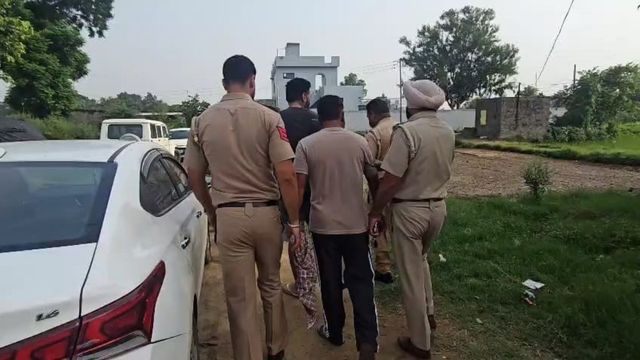 लुधियाना में घर में चल रहा था अवैध नशा मुक्ति केंद्र, पुलिस ने 10 युवकों को छुड़ाया
