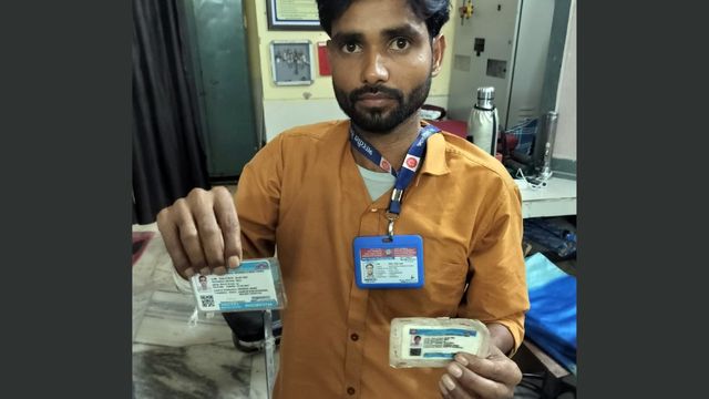 मैनपुरी में फर्जी टीसी गिरफ्तार: टिकट चेक करने के बहाने करता था रेकी, साथी चुराते थे यात्रियों का सामान