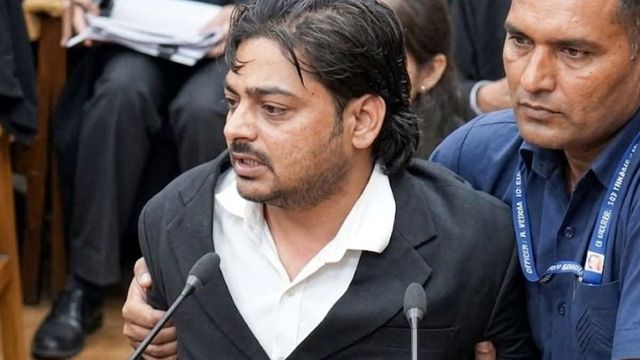 कौन है प्रवल प्रताप? जिसने सुप्रीम कोर्ट में कागज उड़ाकर CJI को बोले अपशब्द, लखनऊ यूनिवर्सिटी से है कनेक्शन