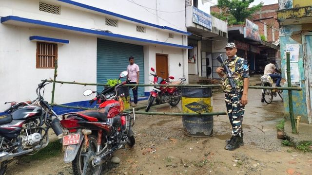 नेपाल के बाद भारत की भी सख्ती, मधवापुर बॉर्डर पर केवल दो सड़कों से होगी वाहनों की आवाजाही
