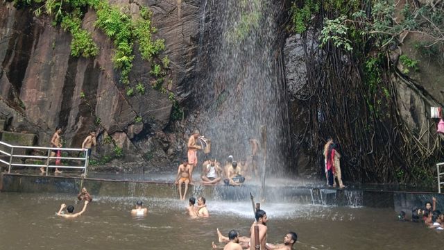 बिहार के 'कश्मीर' में अब मिलेगा घर जैसा अहसास: ककोलत में खुलेंगे होमस्टे, सरकार देगी 10 लाख तक की मदद