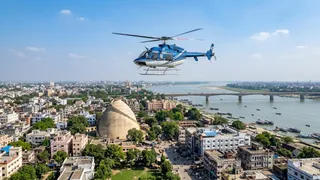 2100 रुपये में पटना की 10 मिनट की हवाई यात्रा (AI Generated Image)
