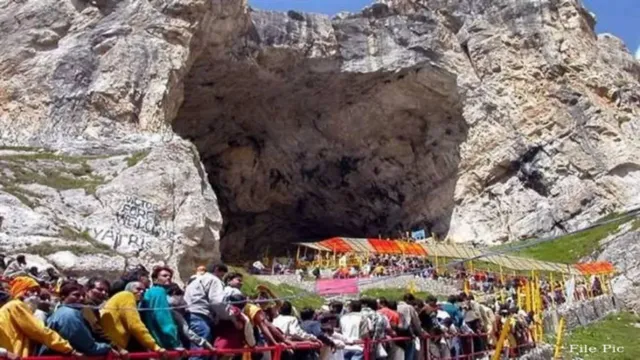एक ही नस्ल, लेकिन अलग रूप: भारत का Su-30MKI और चीन का J-16 लड़ाकू विमान, कौन किस पर भारी?