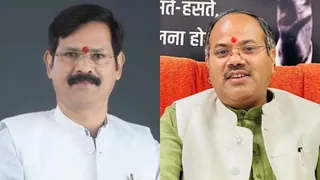 भाजपा के प्रदेश महामंत्री कुंदन परिहार, प्रकोष्ठों के प्रदेश संयोजक कौस्तुभानंद जोशी।