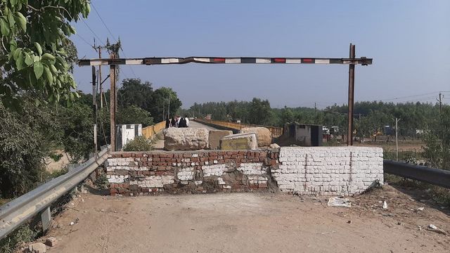 बिजनौर के भूतपुरी से उत्तराखंड के जसपुर को जाने वाला मार्ग बंद, वैकल्पिक रास्ता भी खस्ताहाल, यात्री परेशान