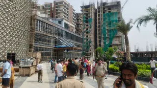 राजनगर एक्सटेंशन स्थित निर्माणाधीन माल। फाइल फोटो
