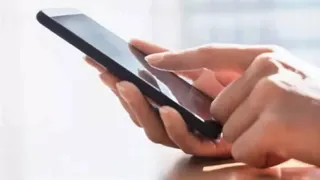 यूपी के माध्यमिक विद्यालयों में जीआइसी के प्रधानाचार्य आनलाइन उपस्थिति सुनिश्चित कराएंगे।