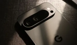 Google Pixel 10 पर मिल रहा है बड़ा डिस्काउंट।
