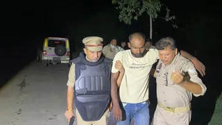 आरोपित के साथ मुरादाबाद पुलिस।