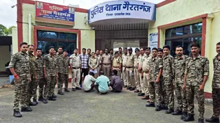 पुलिस ने हत्याकांड में शामिल तीन आरोपितों को गिरफ्तार किया।