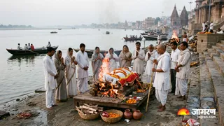 श्मशान घाट से लौटने के बाद 4 जरूरी नियम कौन-से हैं? (Picture Credits- AI Image)