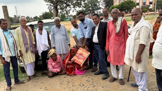 एक की आंखों में अंधेरा, दूसरे के कदम थे थमे... जनकपुर धाम में दोनों ने मिलकर रोशन कर ली जिंदगी