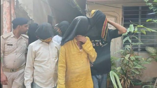 पटना के होटल में चल रहा था देह व्यापार का धंधा, मैनेजर समेत 12 गिरफ्तार; 5 युवतियां भी हिरासत में
