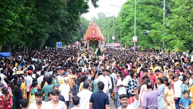 मंदिर से बाहर आकर भगवान जगन्नाथ ने भक्तों को दिए दर्शन, 'जय जगन्नाथ' के जयकारों से गूंज उठा बोकारो