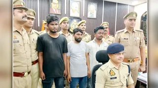 साइबर आरोपित को गिरफ्तार करके प्रेसवार्ता के दौरान राजफाश करते एसपी सिटी कुमार रणविजय सिंह।