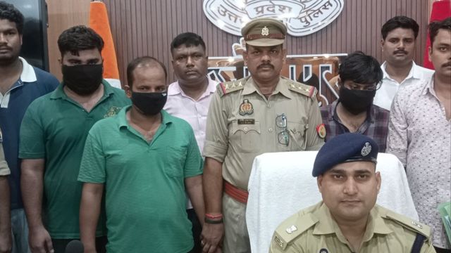 जौनपुर में ऑनलाइन ठगी करने वाले गिरोह के तीन सदस्य गिरफ्तार, 92 हजार रुपये बरामद
