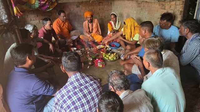 उत्तराखंड के खटीमा में 70 थारू जनजाति के लोगों की सनातन धर्म में 'घर वापसी', हरेला पर्व पर हुआ शुद्धिकरण यज्ञ