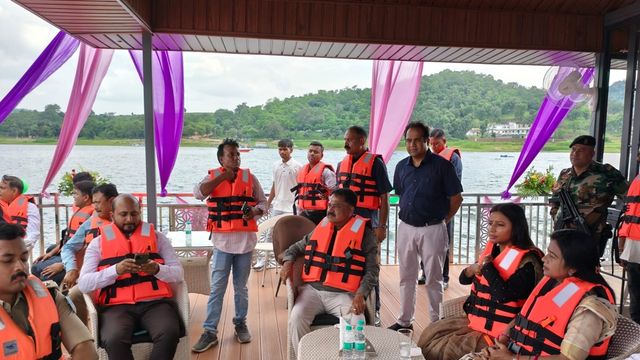 अब पानी पर होगा डिनर, शामें होंगी रंगीन... पतरातू डैम को मिले दो फ्लोटिंग रेस्टोरेंट और म्यूजिकल फाउंटेन की सौगात

