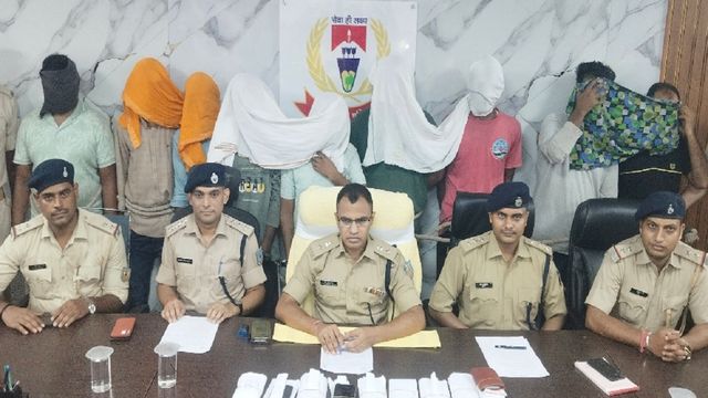 बोकारो में किराये के मकान से चल रहा था साइबर फ्रॉड का अड्डा, बिहार के 9 ठग गिरफ्तार