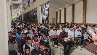 निजी कंपनी की भर्ती के दौरान मचा बवाल। फोटो जागरण