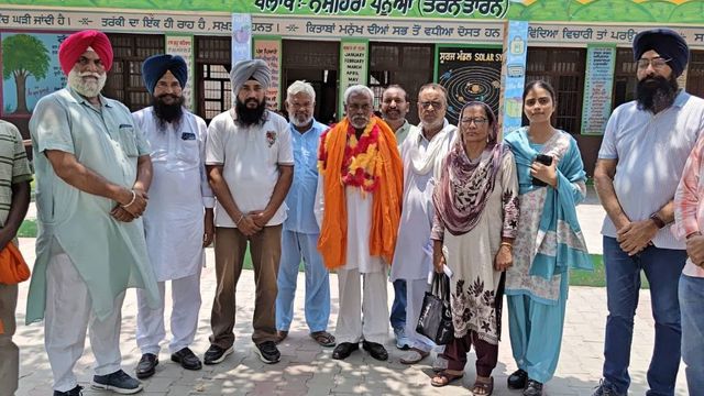 पंजाब के तरनतारन में SIR ने मिलाए 48 साल से बिछड़े तीन भाई, छलके खुशी के आंसू
